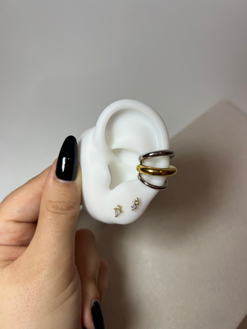 Hera - earcuff